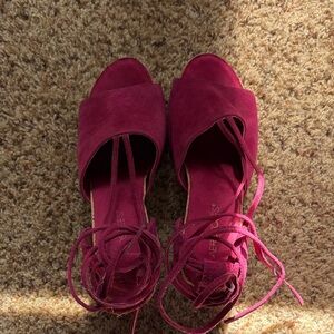 Aeropostale Women's Fuchsia Lace-Up Sandals